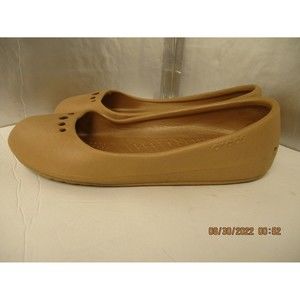 Crocs PRIMA Ballerina Womens Light Gold tan Slip on Size 6 Women Flat